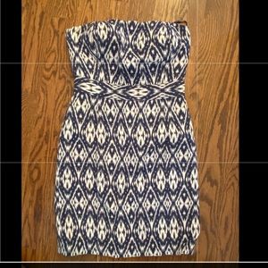 Strapless Banana Republic blue and white dress